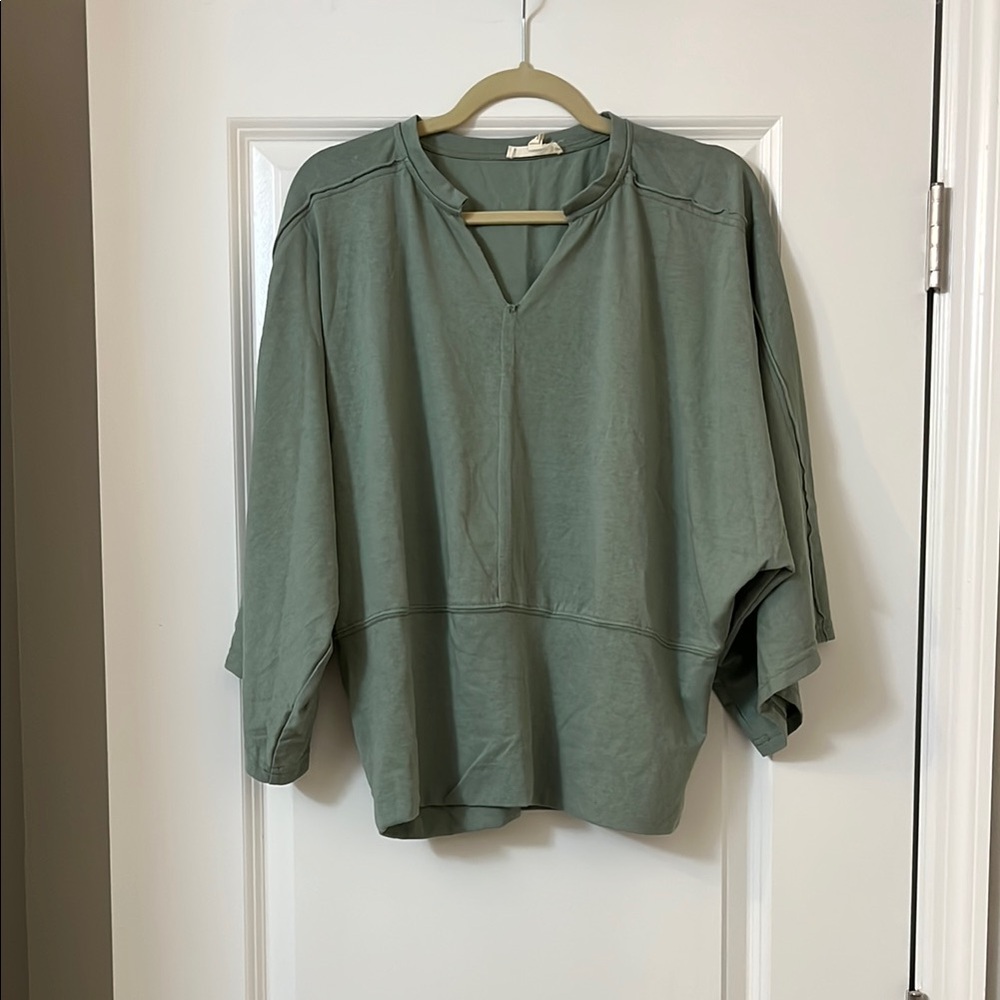 Easel Green Relaxed Tunic with Mandarin Collar